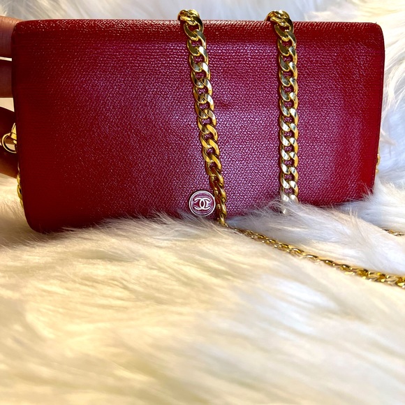 CHANEL RED CALFSKIN CROSSBODY WOC - Picture 1 of 9